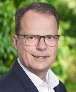 Dr. Peter Mertens